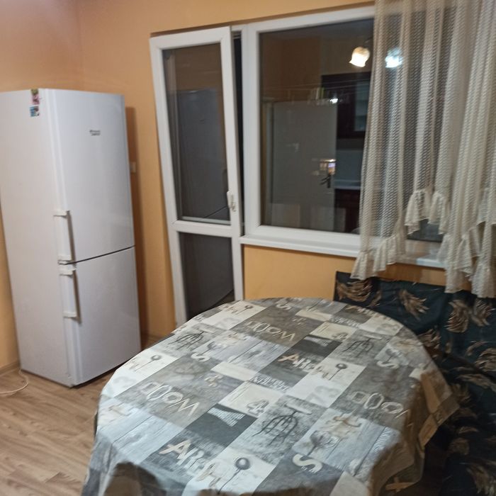 Дава се под наем Тристаен апартамент в Пловдив, Коматевски възел - 92 кв.м за 433.5 € - Снимка #7