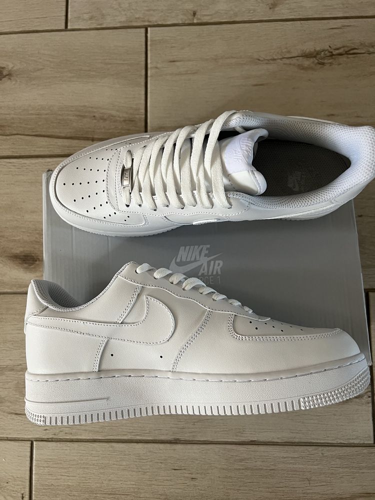 Nike air force 1 white