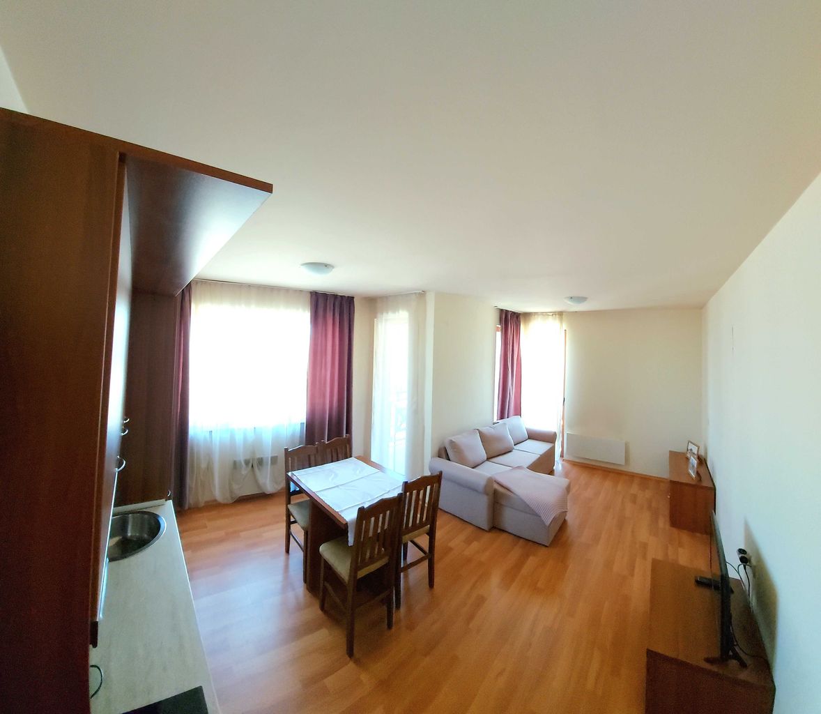 Продава се Двустаен апартамент в Банско - 68 кв.м за 8 €/кв.м - Снимка #2