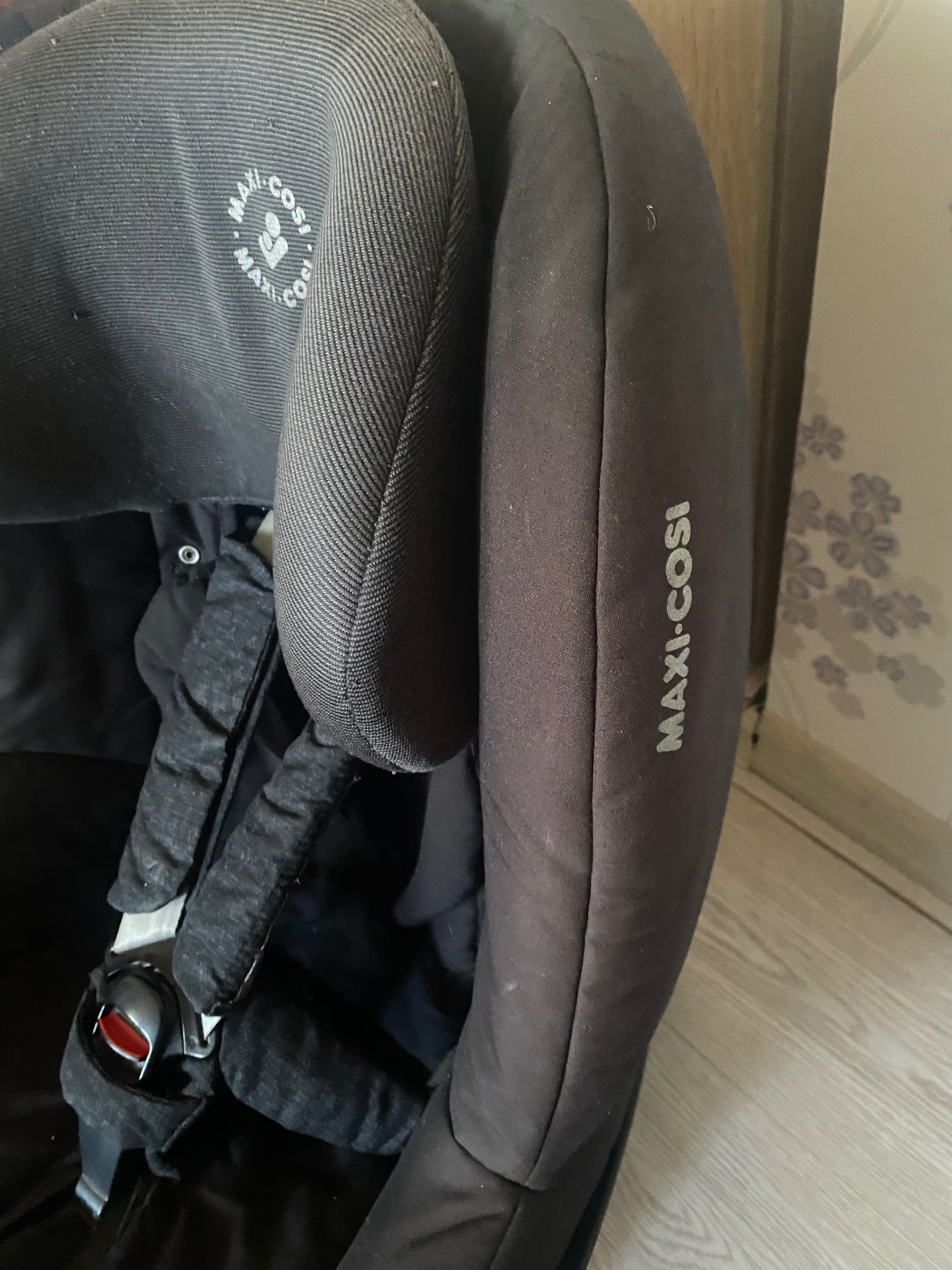 Maxi Cosi Peral  столче с изофикс и екстри
