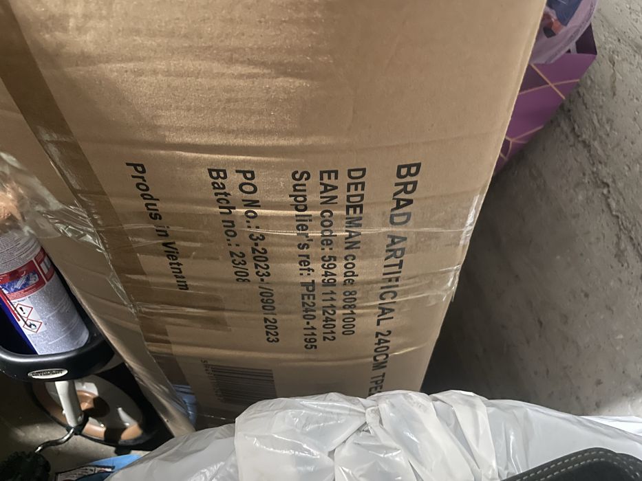 Vand brad artificial , 240 inaltime !