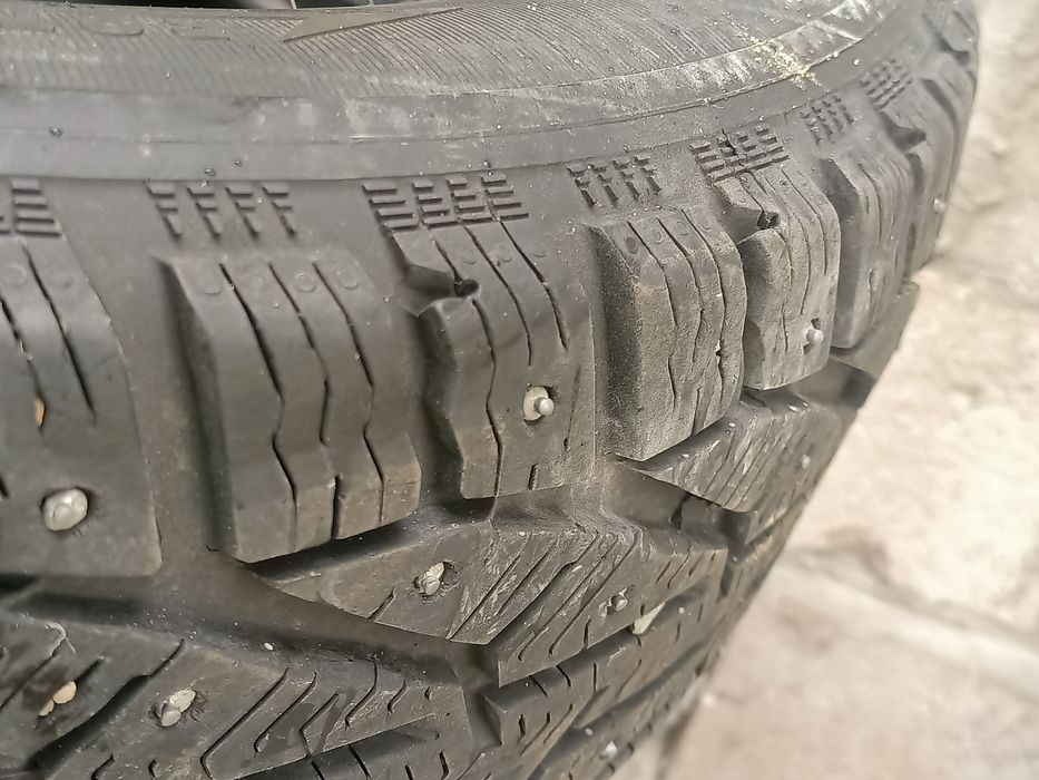 продам шины r16 комплект