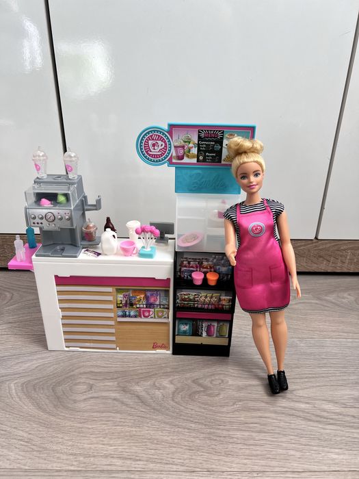 Cafeneaua Barbie
