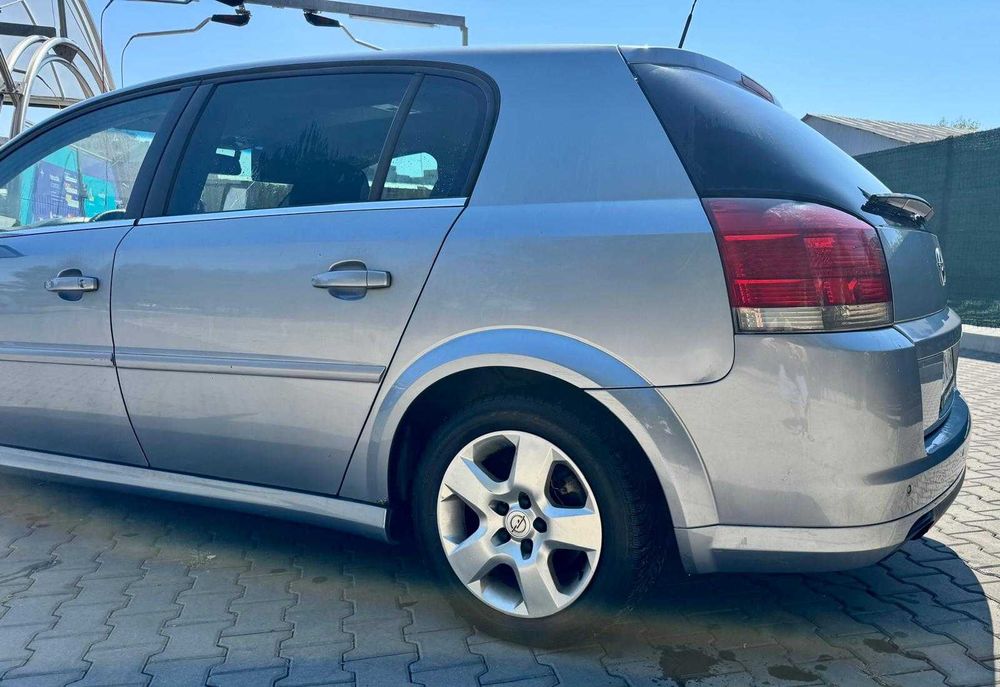 Opel Signum 1.9 cdti automat
