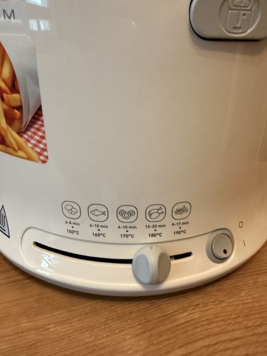 Friteuza Tefal noua