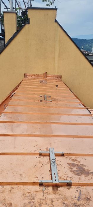 Reparatii acoperise hidroizolații terase cupru titan zinc