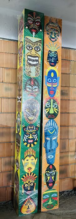 Coloane tribale pentru decor sau evenimente