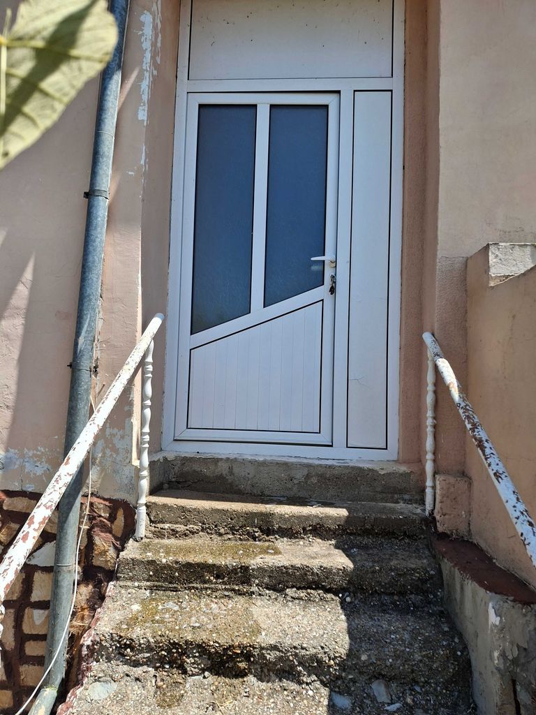 Продава се Къща в Лозница - 100 кв.м за 419 €/кв.м - Снимка #4