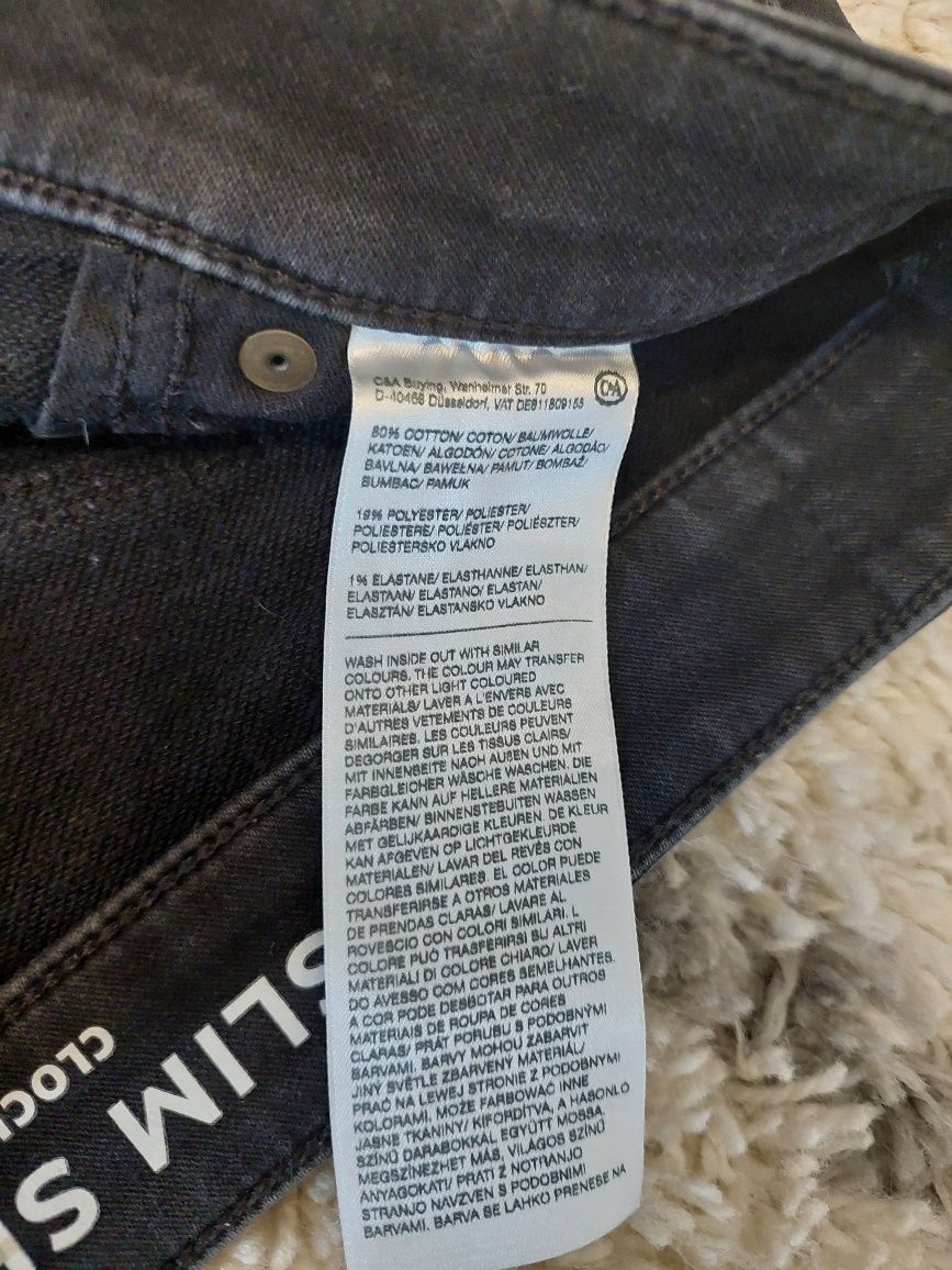 Pantoni jeans 3/4 bărbat Clockhouse livrare gratuita