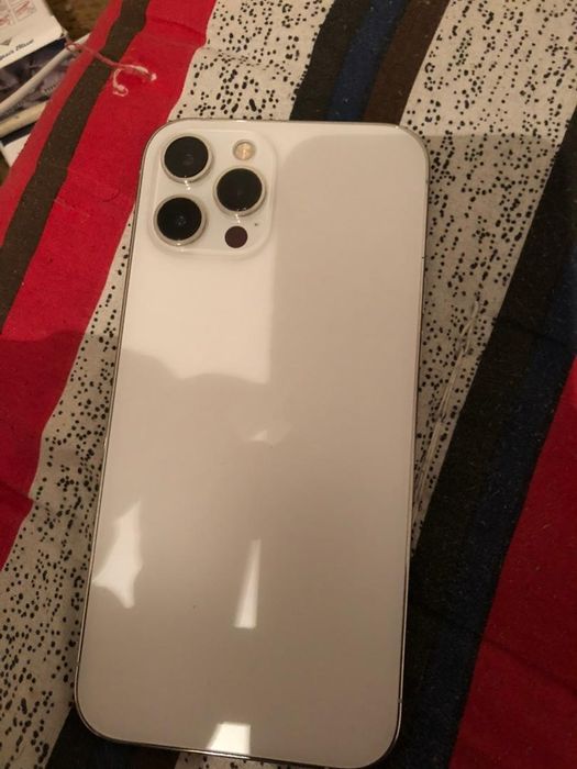 Iphone 12 pro maxs
