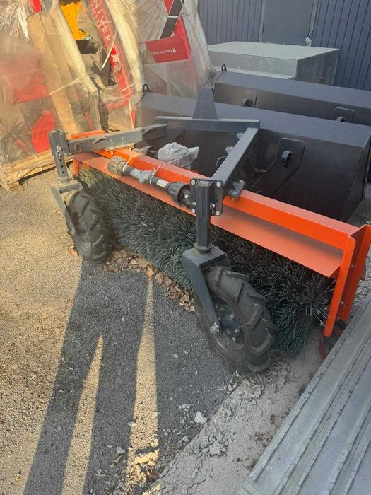 Щетка Комунальная