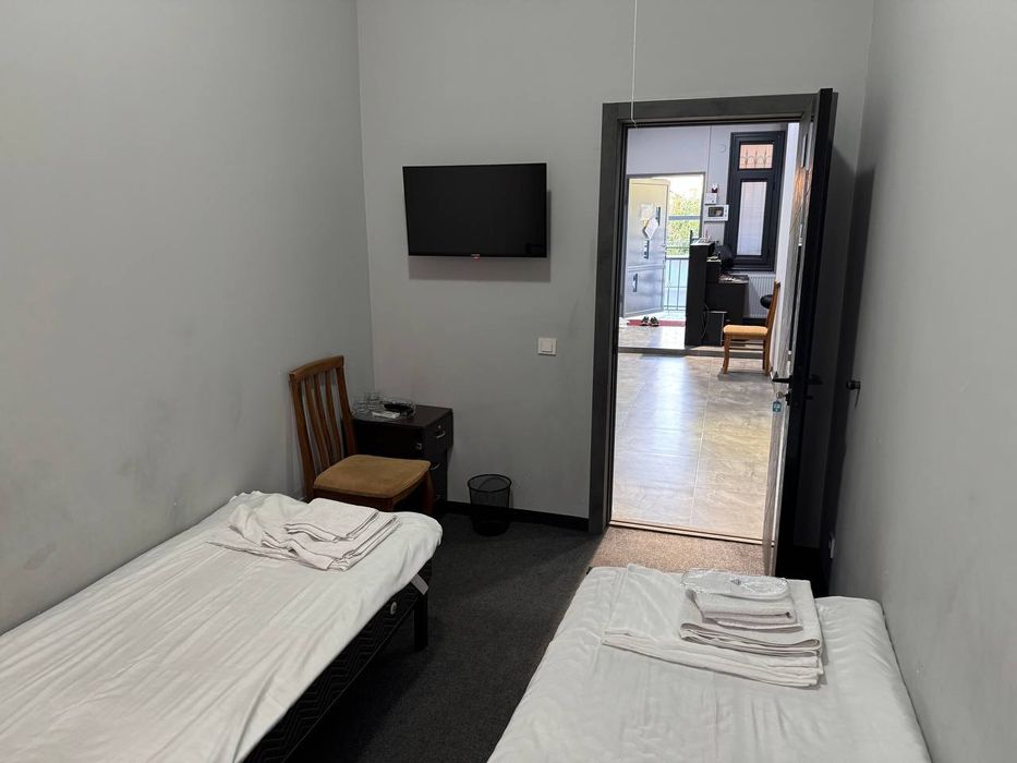 Kunlik kvartira, hotel/hostel