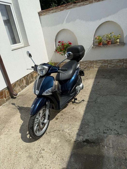 Scuter Piaggio Liberty 125