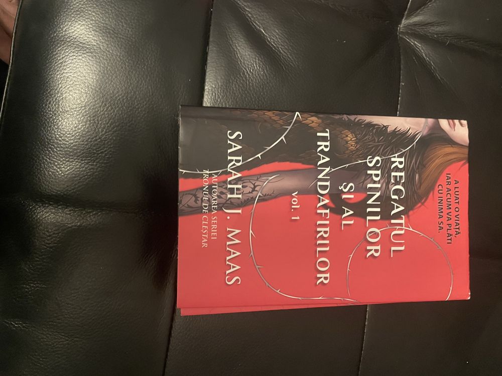 Regatul spinilor si al trandafirilor Sarah J Maas