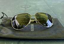Мъжки слънчеви очила Guess