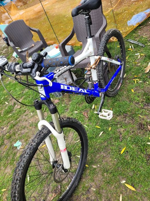 Bicicletă Specialized Epic FSR – Full Suspension, Furcă și Shock pe Ae