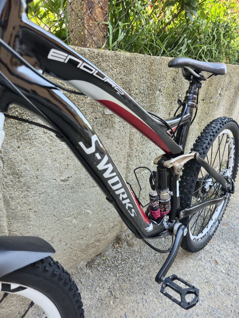 Specialized Enduro 26 цола XTR 1x10 Marzocchi Bomber Карбонов Обслужен
