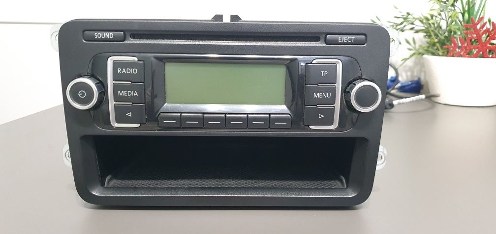 RCD 210 MP3 плейър за VW Golf , Passat, Tiguan, Touran