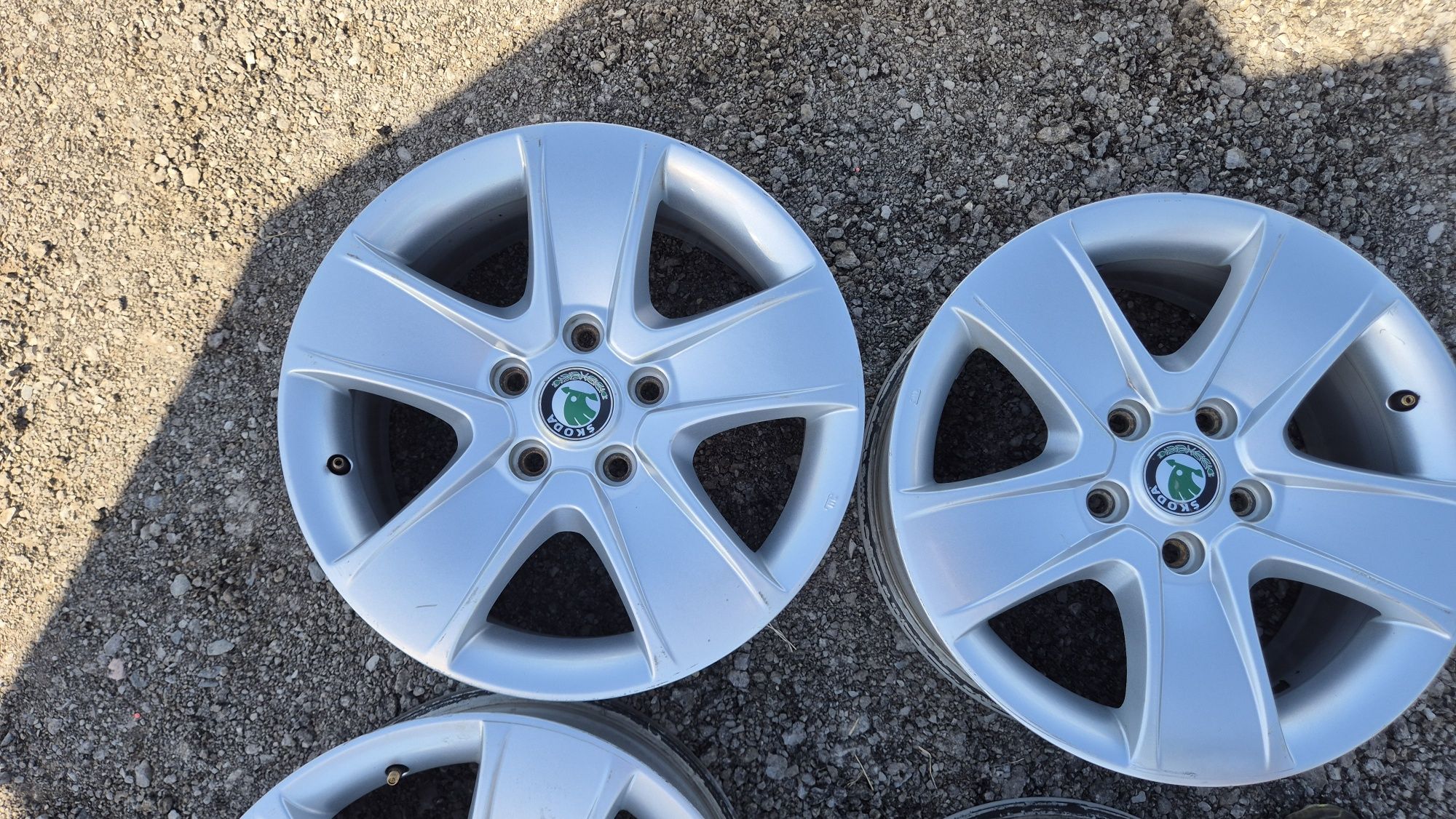 Оригинални джанти Шкода Октавия 5/112 Skoda Octavia 5x112