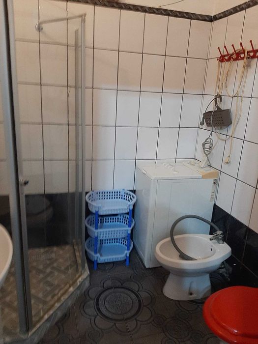 Inchiriez Apartament cu o cameră