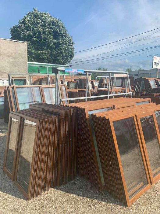 ferestre termopan 2 canate stejar auriu noi de la 800 lei