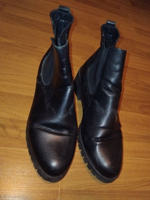 Ghete Dama PIELE NATURALA mărimea 41