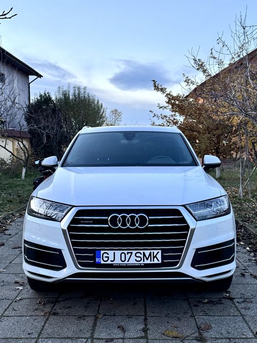 Vand Audi Q7 2017