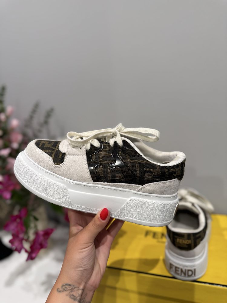 Дамски кецове FENDI