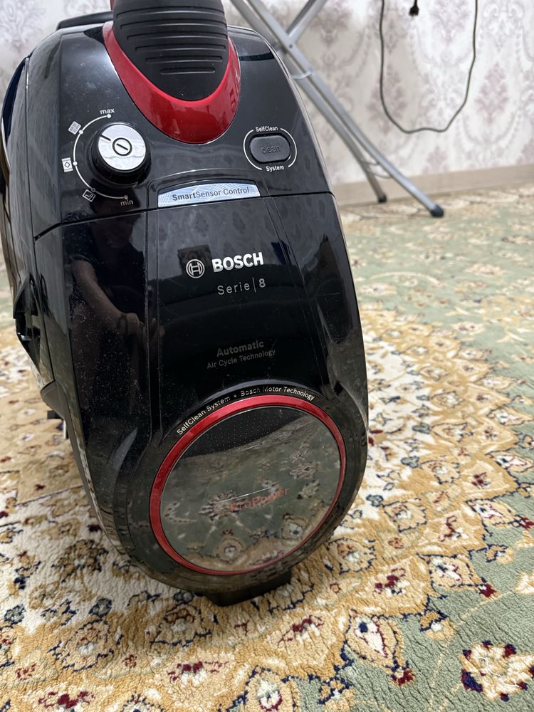 Пылесос Bosh BGS7PoW1/03