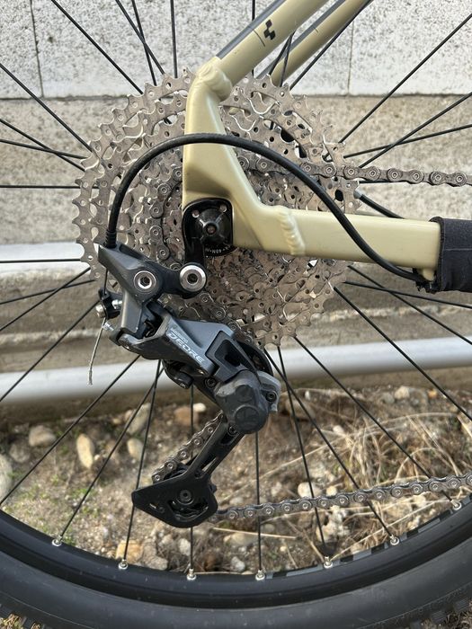 Bicicleta mtb Cube aim ex desert black 2022 hardtail 29”