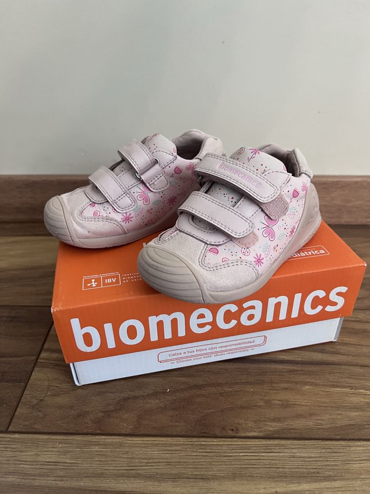 Обувки Biomecanics 24