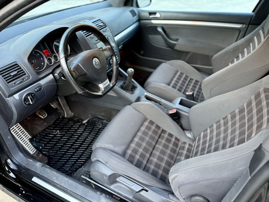 Volkswagen Golf 5 gti 2.0 tfsi 200 cp Adus Recent