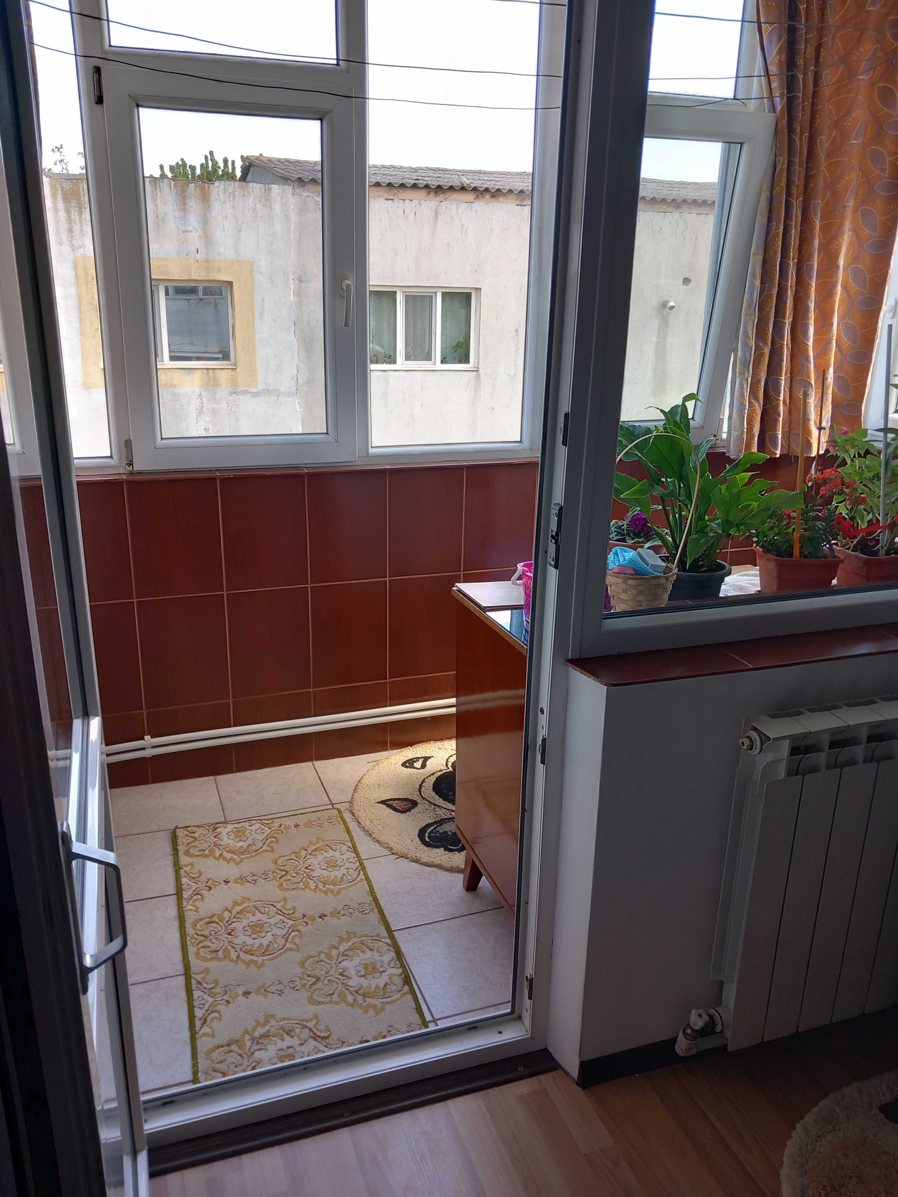 Apartament cu 2 camere,decomandat, zona Nord