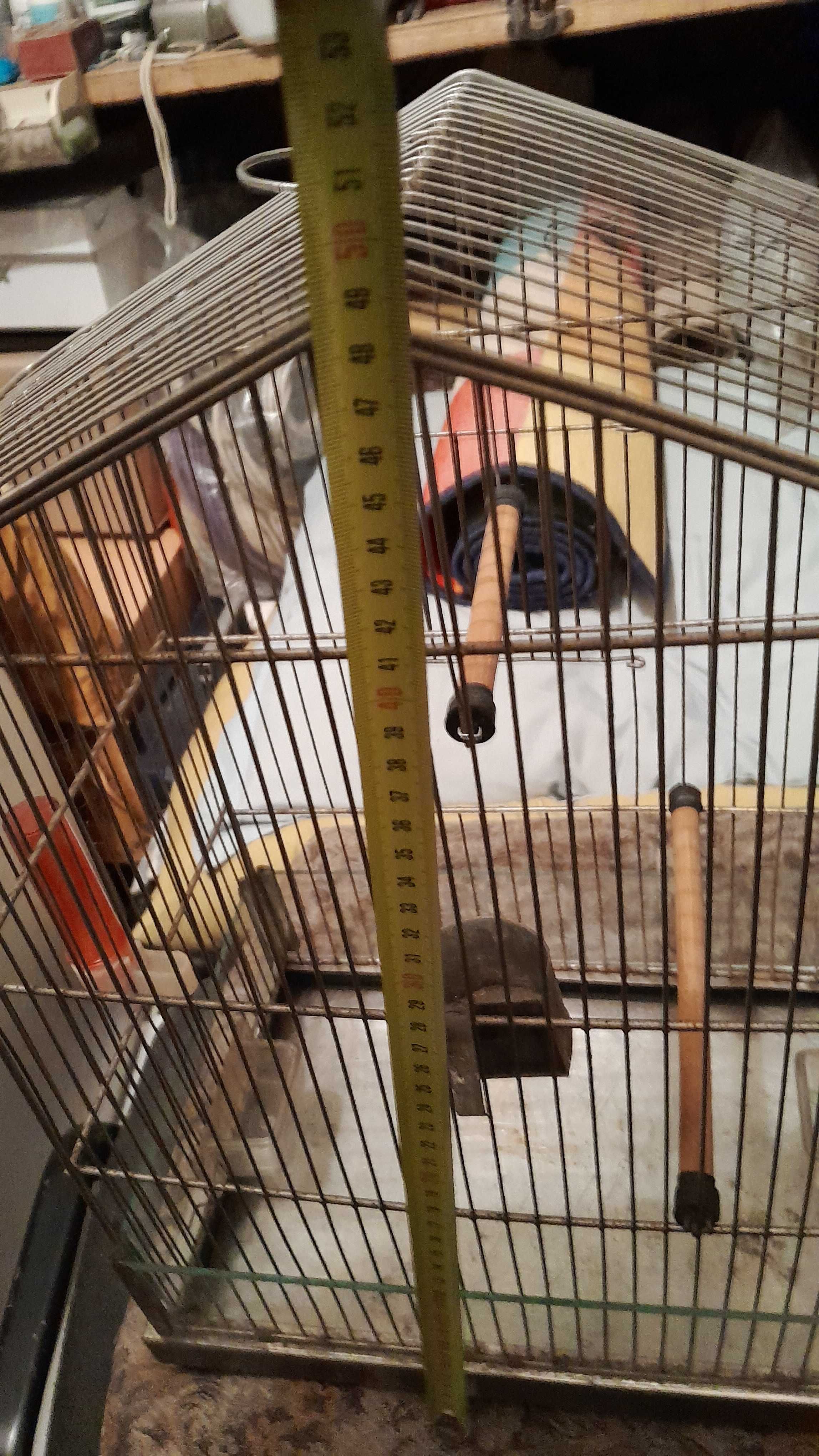 Vănd cușcă papagali cu accesorii