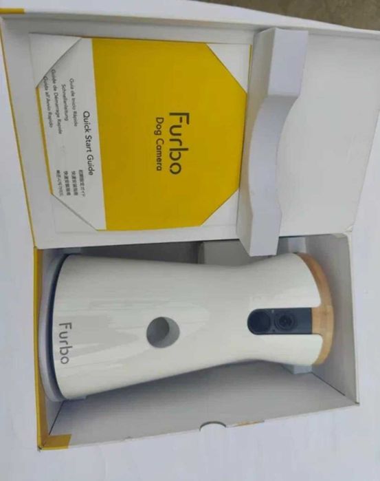 Alimentator pentru caini Furbo