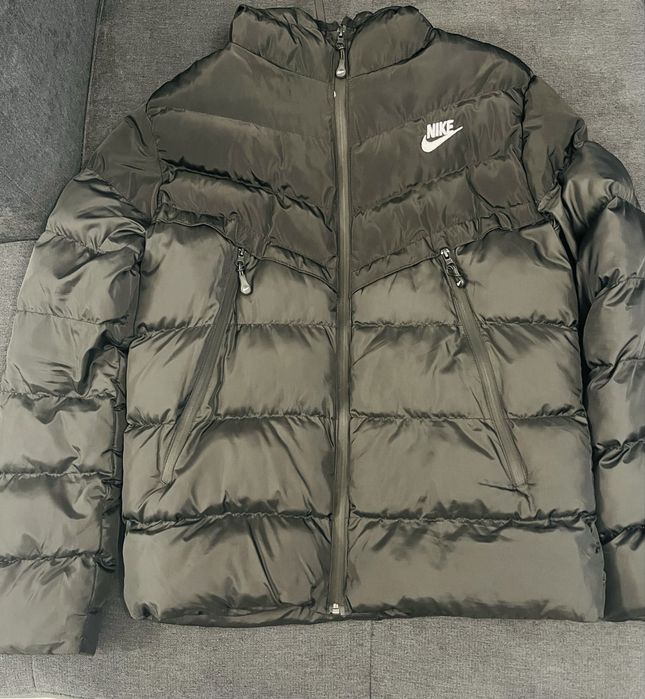 Мъжко Зимно Яке Nike.