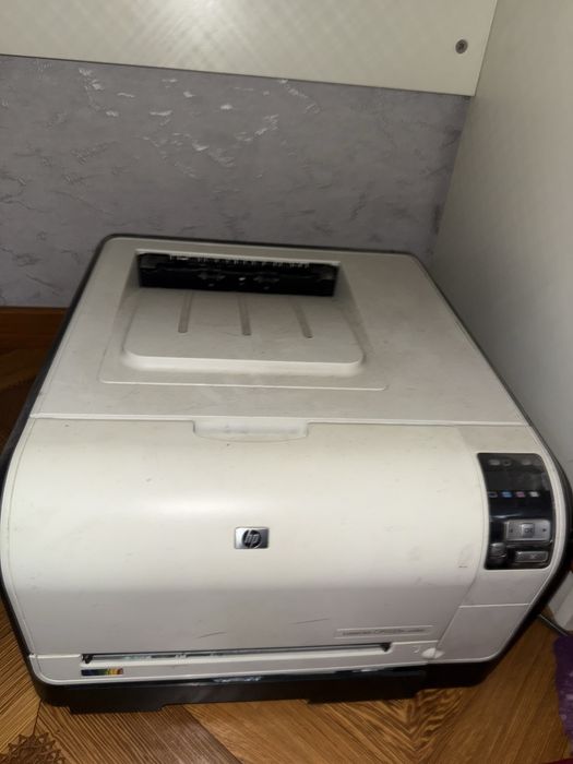 HP Color LaserJet Pro CP1525n