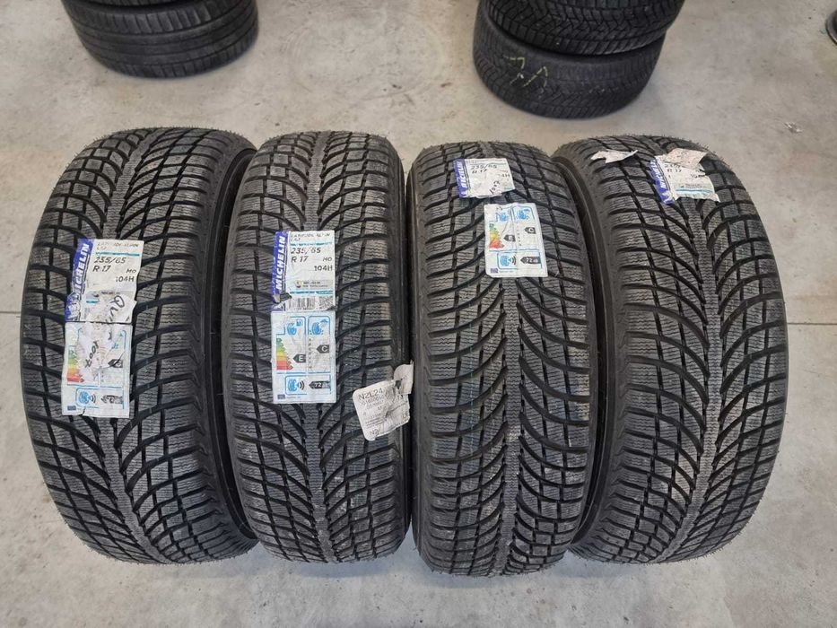 Set 4 Anvelope IARNA 235.65.17 "Michelin" ; NOI
