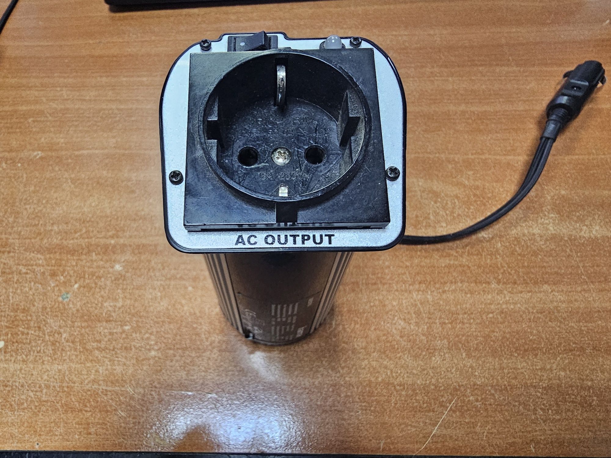 Invertor DC/AC auto HAMA 280w