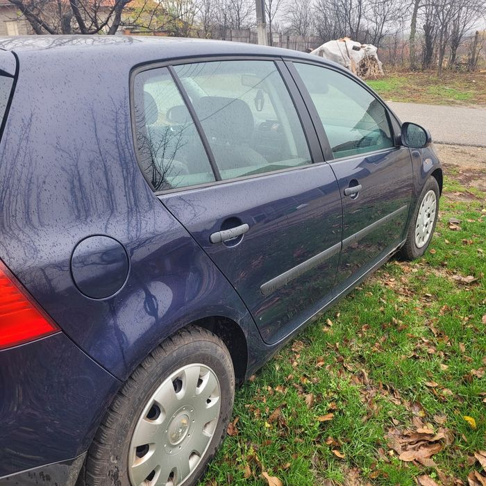 Volgswagen Golf 5 1.6 FSI 2004