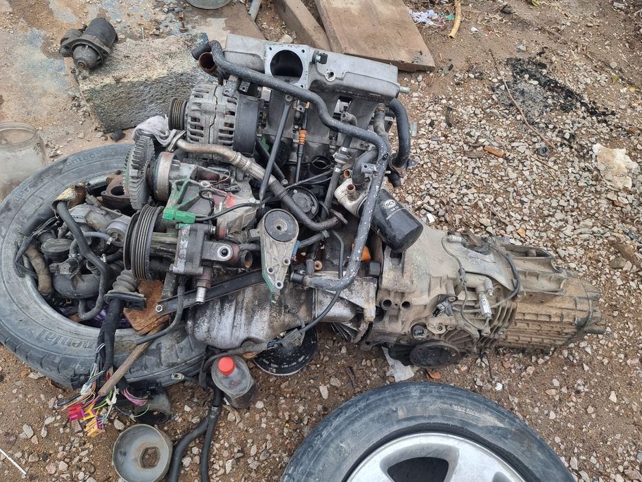 Продам коробку от пасата б5 мотор сборе турбиновый 1.8