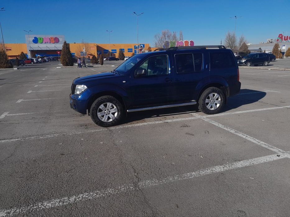 Vând Nissan Parthfinder