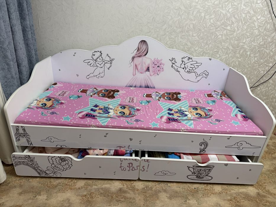 Детская кровать для девочек
