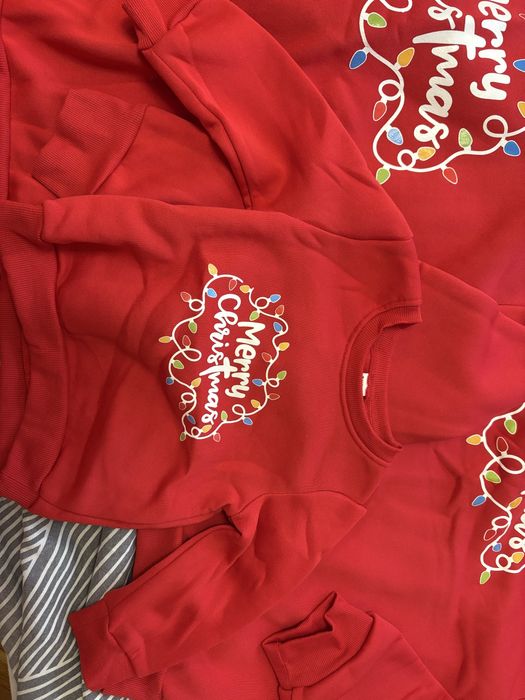 Коледни блузи за големи и малки