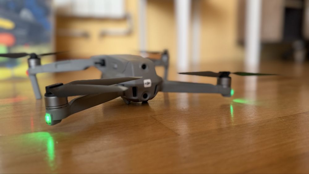 DJI Air 2 Combo – КАТО НОВ! + ПОДАРЪК Площадка за Кацане