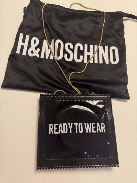 Чанта H&M Moschino