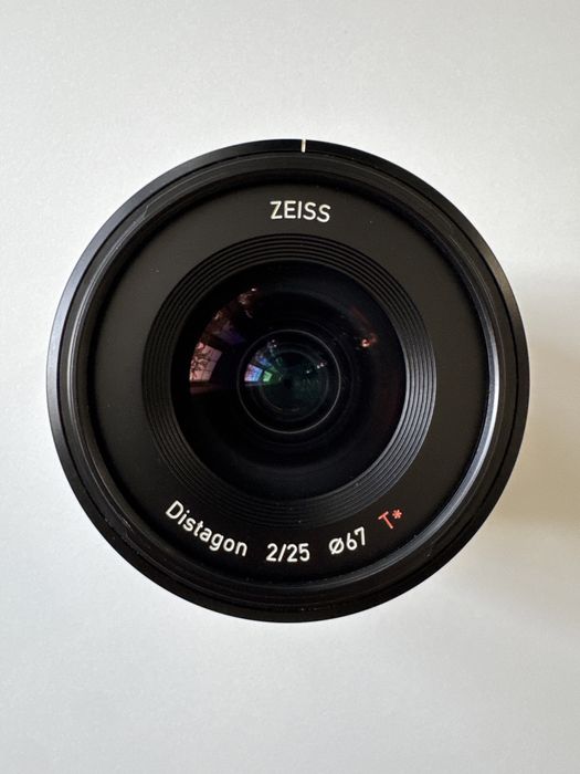 Zeiss Batis 2/25 E-mount