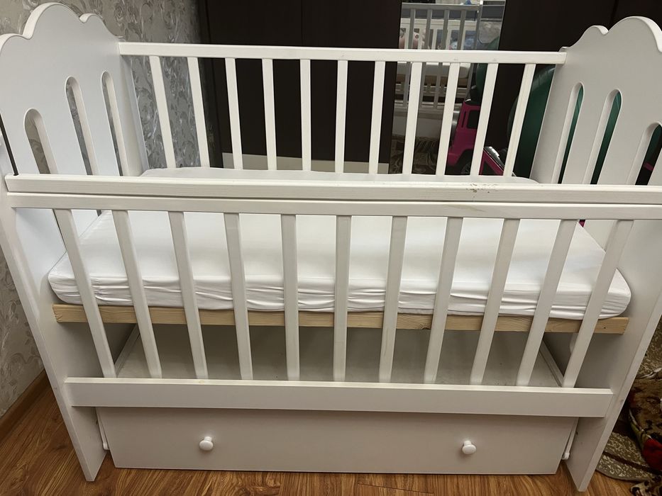 Детская кроватка