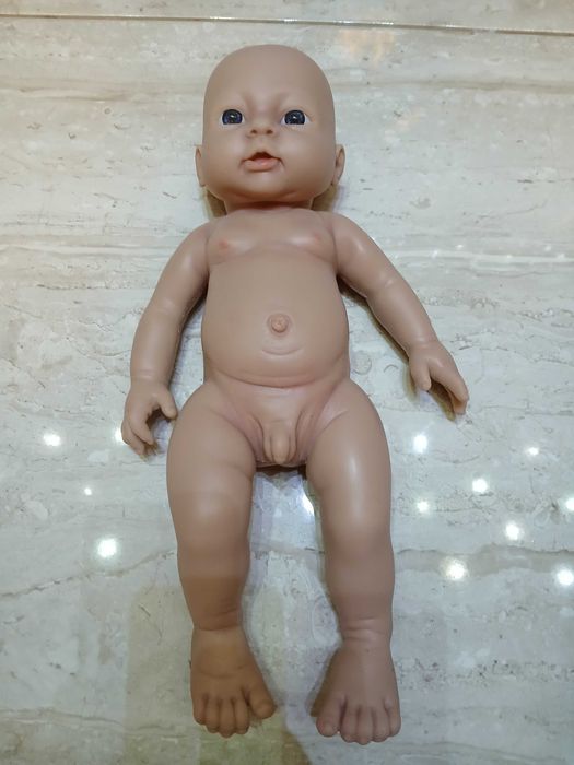 Реалистична Силиконова Кукла IVITA