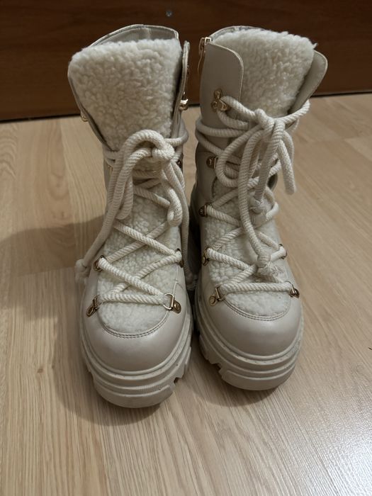 Дамски боти